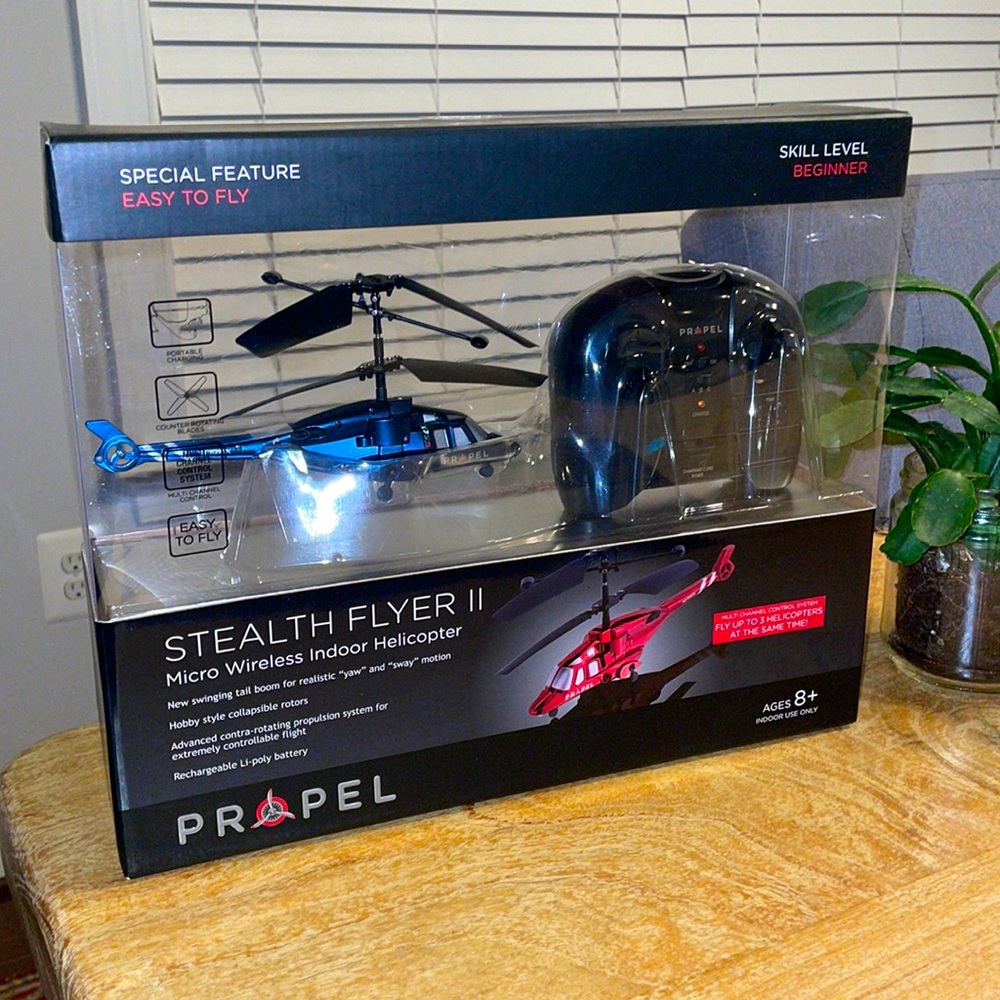 Propel Stealth Flyer ll Micro Wireless Indoor Helicopter